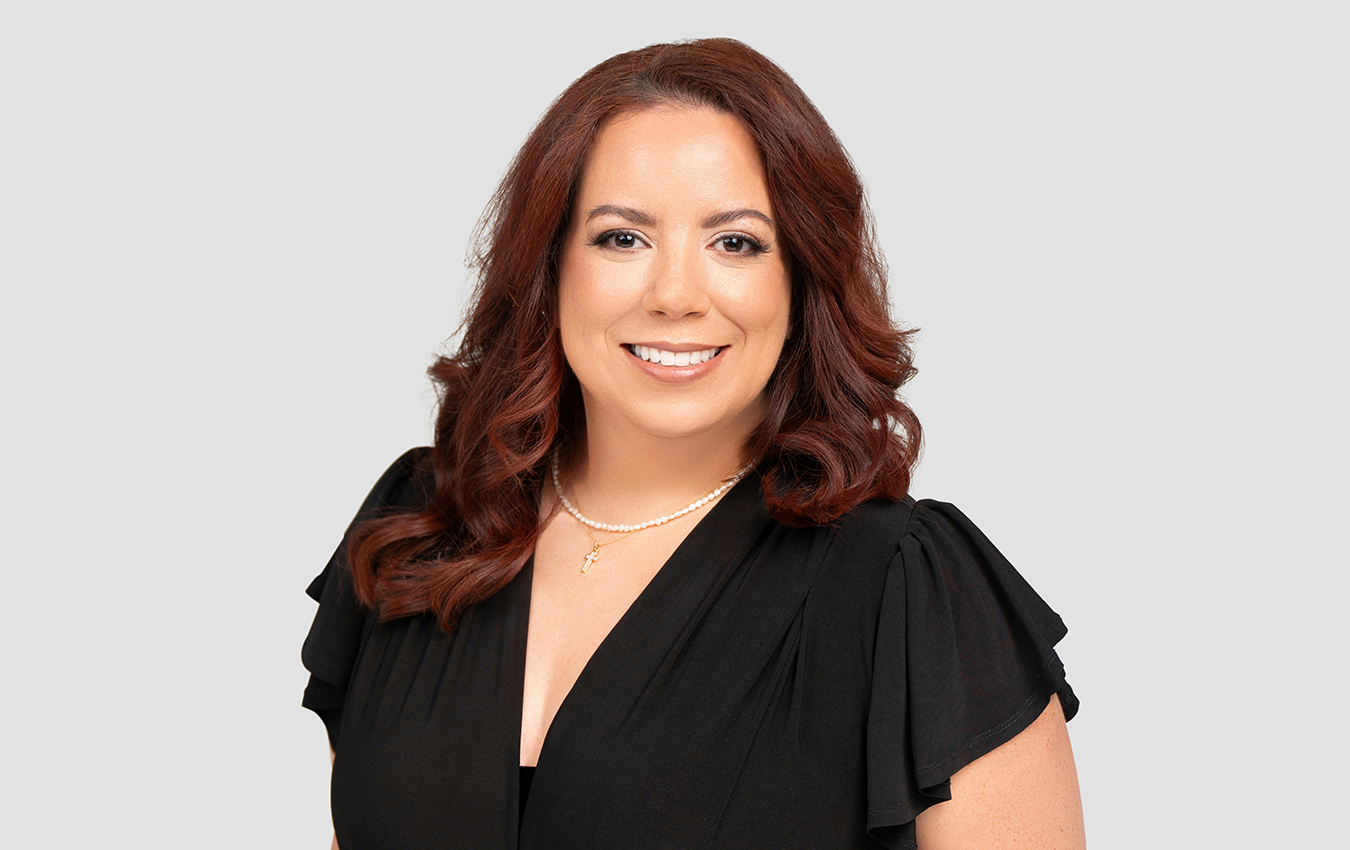 headshots-_0000_Sarah00098d