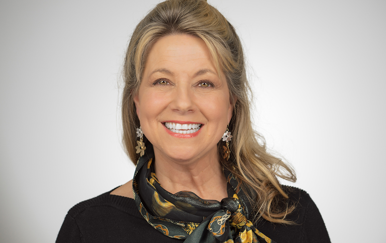 headshots-_0006_CAT06550-Edit (1)